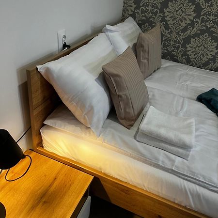 Apartamenty Dbrw Jezyce Poznań Extérieur photo